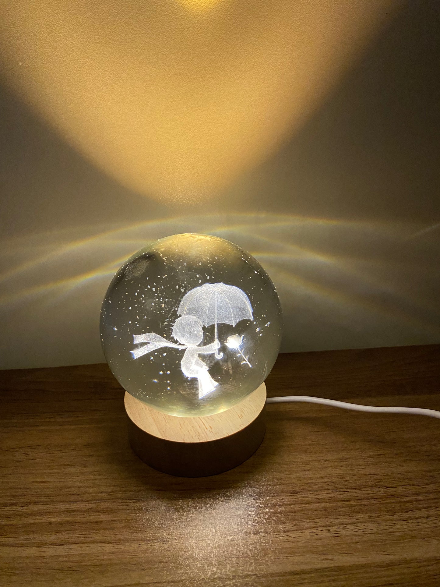 Sehrli Kristal Kürə Lampası